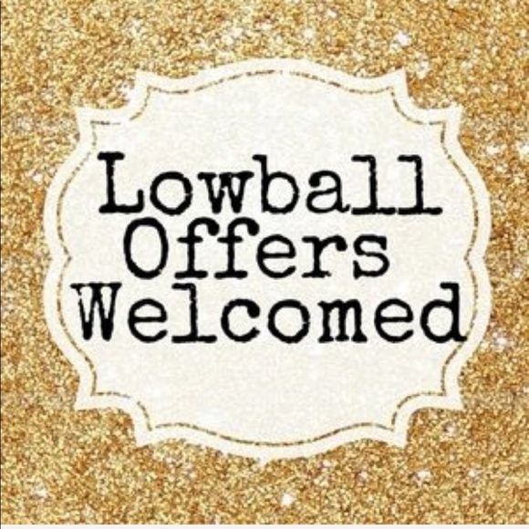 25% off 2 or more bundles — Welcome to my closet! - Picture 2 of 8